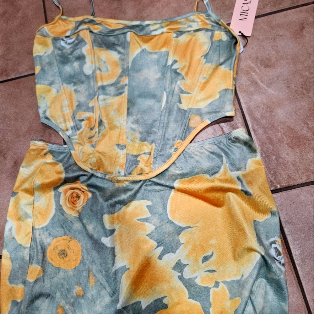 Floral Corset Dress in Yellow and Green Final Offer